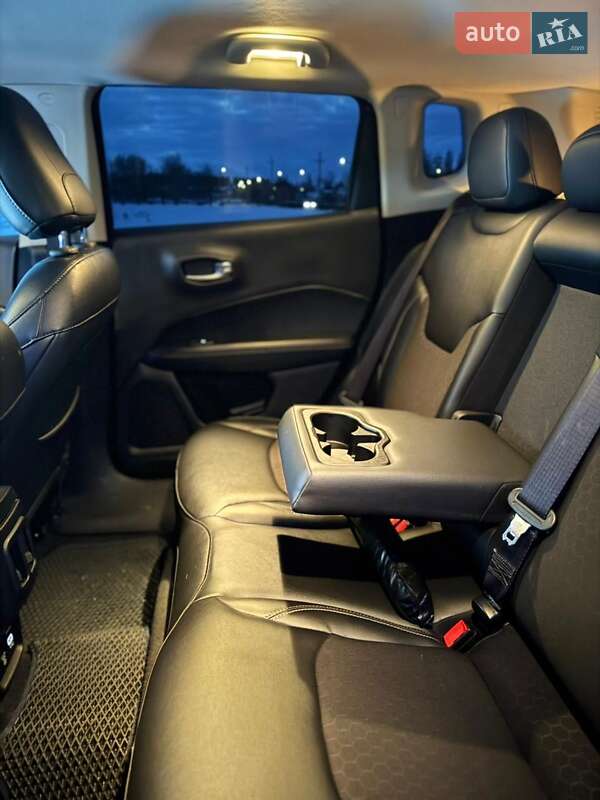 Внедорожник / Кроссовер Jeep Compass 2018 в Горишних Плавнях фото 15 Внедорожник / Кроссовер Jeep Compass 2018 в Горишних Плавнях