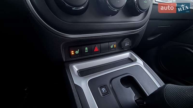 Позашляховик / Кросовер Jeep Compass 2015 в Києві