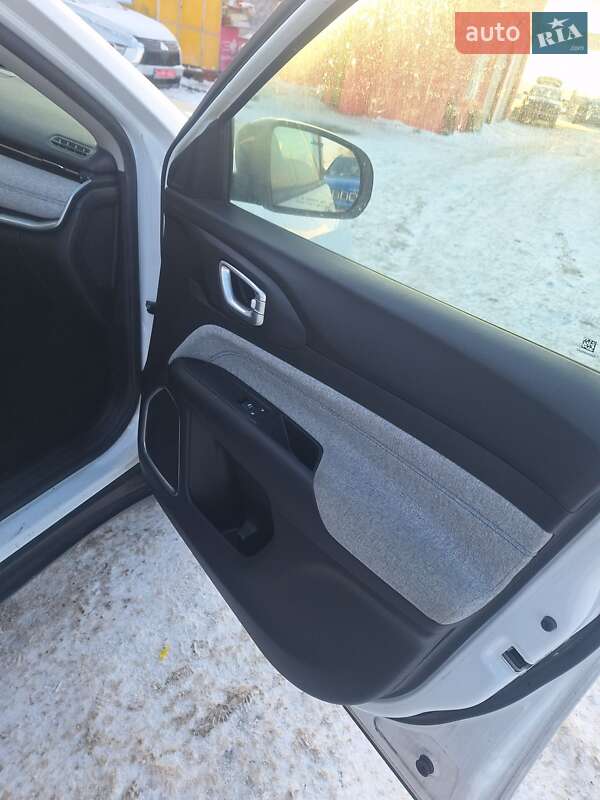 Внедорожник / Кроссовер Jeep Compass 2022 в Киеве