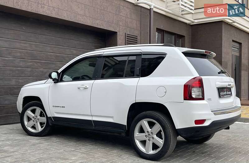 Внедорожник / Кроссовер Jeep Compass 2013 в Николаеве