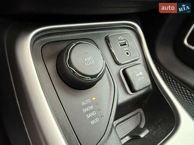 Внедорожник / Кроссовер Jeep Compass 2017 в Полтаве фото 22 Внедорожник / Кроссовер Jeep Compass 2017 в Полтаве