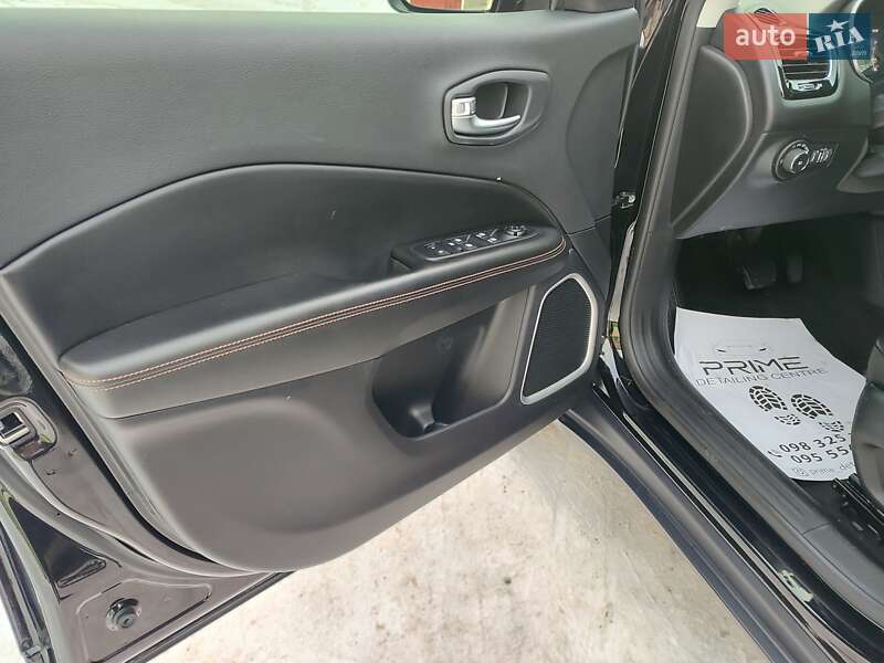 Внедорожник / Кроссовер Jeep Compass 2020 в Ивано-Франковске фото 45 Внедорожник / Кроссовер Jeep Compass 2020 в Ивано-Франковске