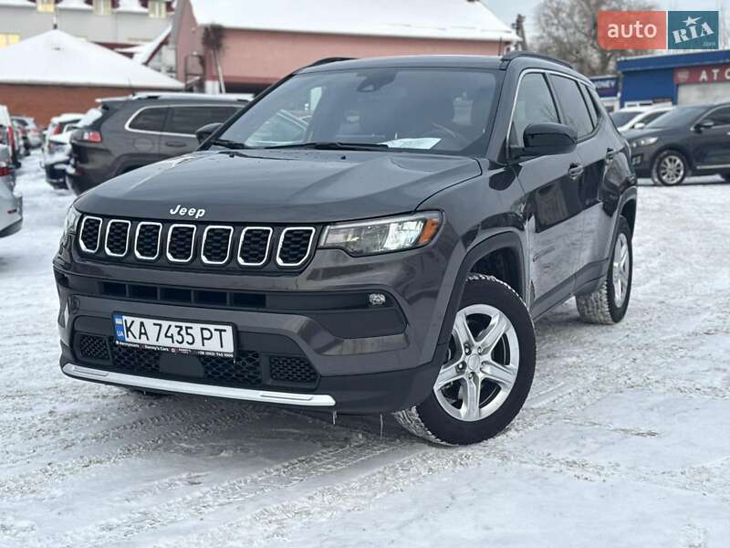 2023 Jeep Compass, VIN 3C4NJDBNXRT585916:plate — фото 1 (autoria)