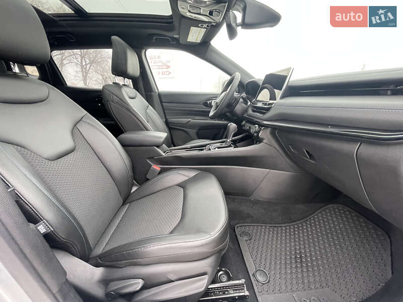 Позашляховик / Кросовер Jeep Compass 2024 в Києві