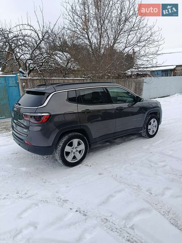 2022 Jeep Compass, VIN 3C4NJDBB2NT217441:plate — фото 1 (autoria)