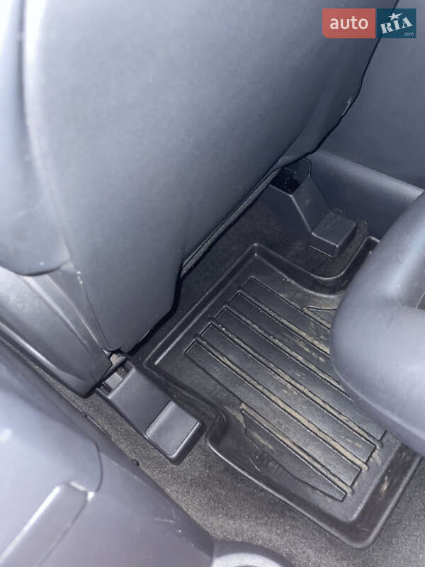 Внедорожник / Кроссовер Jeep Compass 2013 в Киеве фото 43 Внедорожник / Кроссовер Jeep Compass 2013 в Киеве