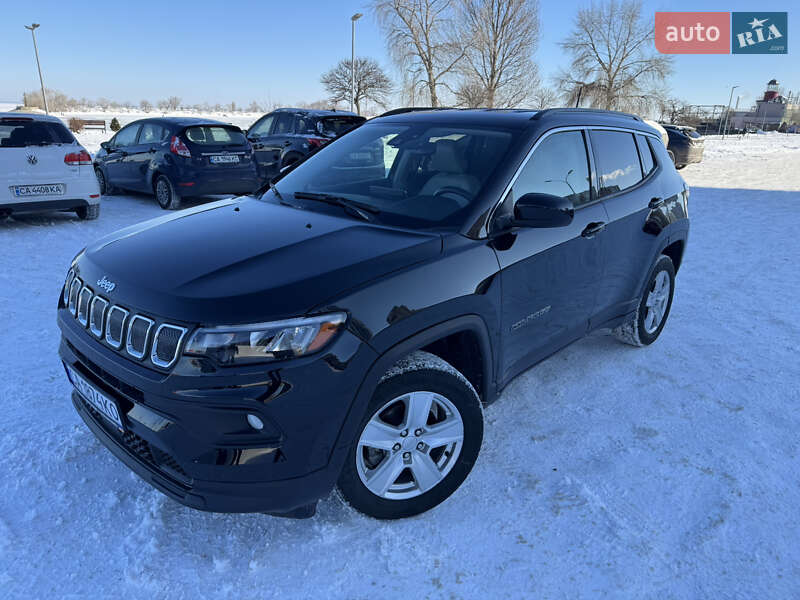 2022 Jeep Compass, VIN 3C4NJDBB5NT216686:plate — zdjęcie 1 (autoria)