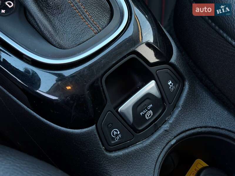 Внедорожник / Кроссовер Jeep Compass 2017 в Харькове фото 35 Внедорожник / Кроссовер Jeep Compass 2017 в Харькове