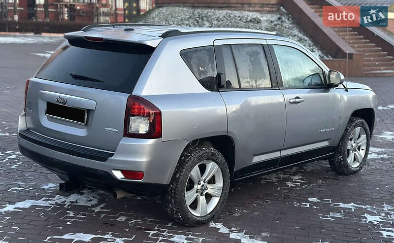 Позашляховик / Кросовер Jeep Compass 2015 в Дніпрі