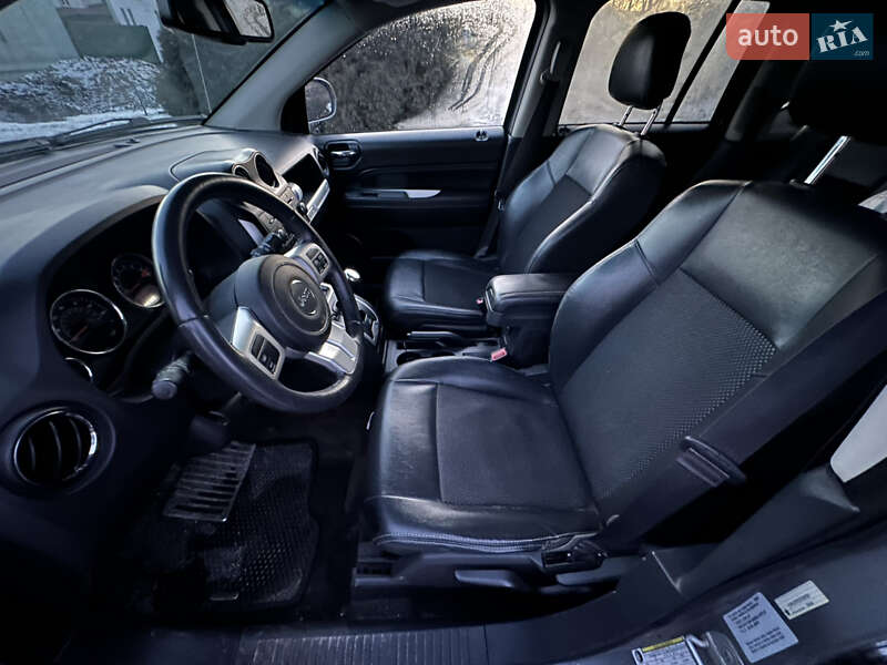 Позашляховик / Кросовер Jeep Compass 2015 в Дніпрі