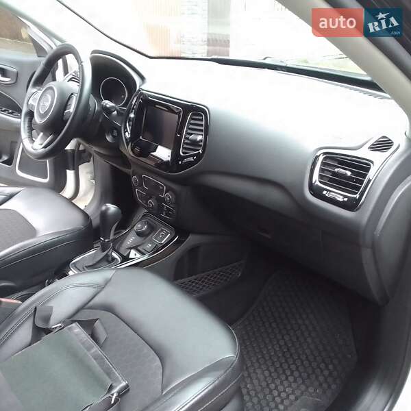 Позашляховик / Кросовер Jeep Compass 2018 в Черкасах