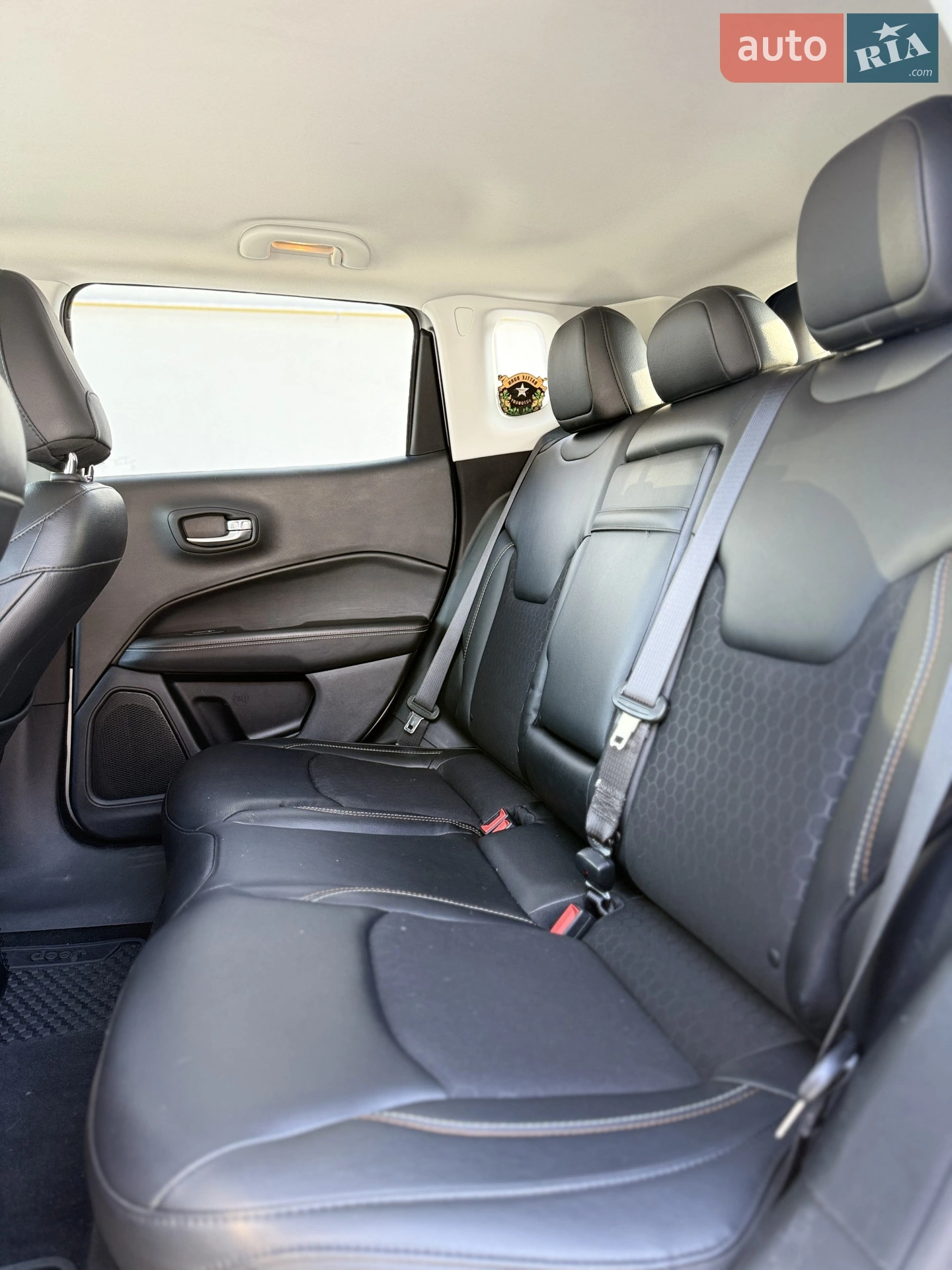 2018 Jeep Compass - мініатюра 13