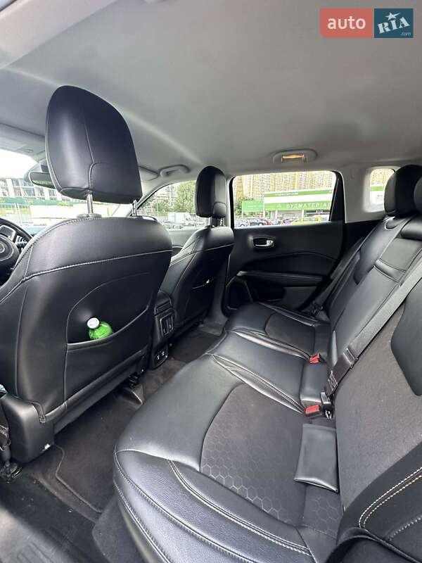 Внедорожник / Кроссовер Jeep Compass 2018 в Черновцах