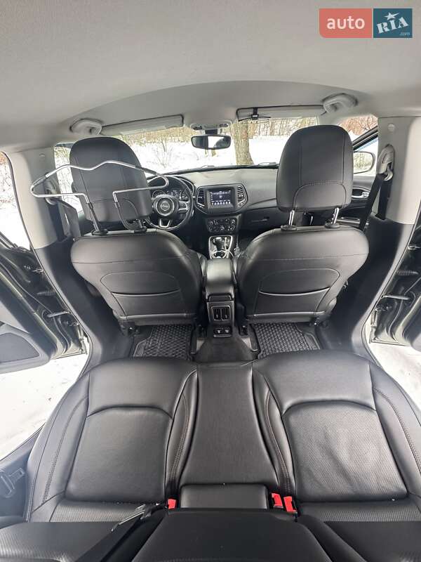 Позашляховик / Кросовер Jeep Compass 2017 в Києві