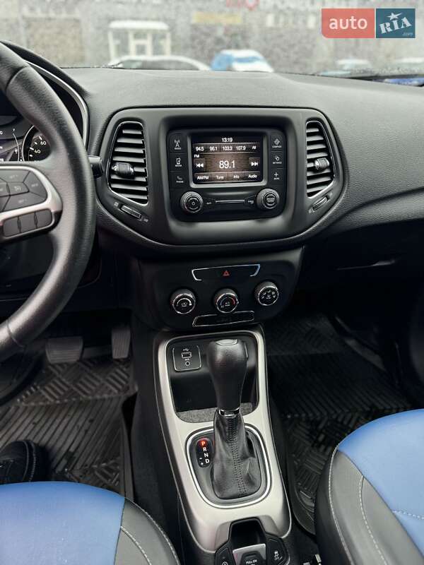 Позашляховик / Кросовер Jeep Compass 2017 в Сумах