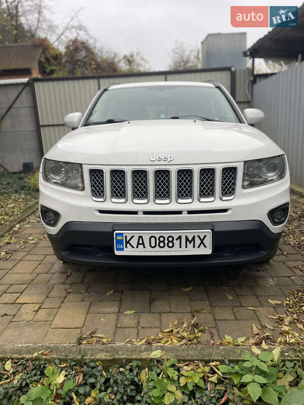 Внедорожник / Кроссовер Jeep Compass 2013 в Киеве фото 72 Внедорожник / Кроссовер Jeep Compass 2013 в Киеве