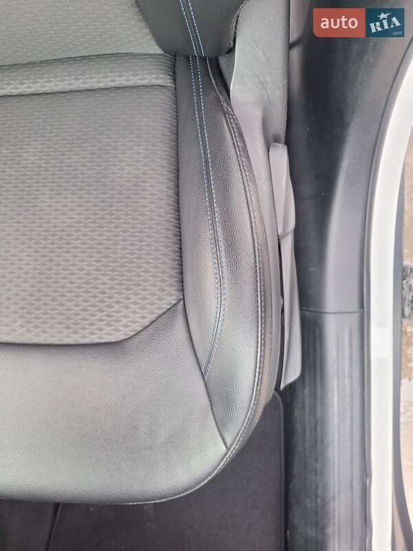 Внедорожник / Кроссовер Jeep Compass 2024 в Киеве фото 38 Внедорожник / Кроссовер Jeep Compass 2024 в Киеве