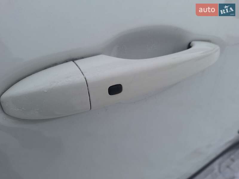 Внедорожник / Кроссовер Jeep Compass 2018 в Киеве фото 10 Внедорожник / Кроссовер Jeep Compass 2018 в Киеве