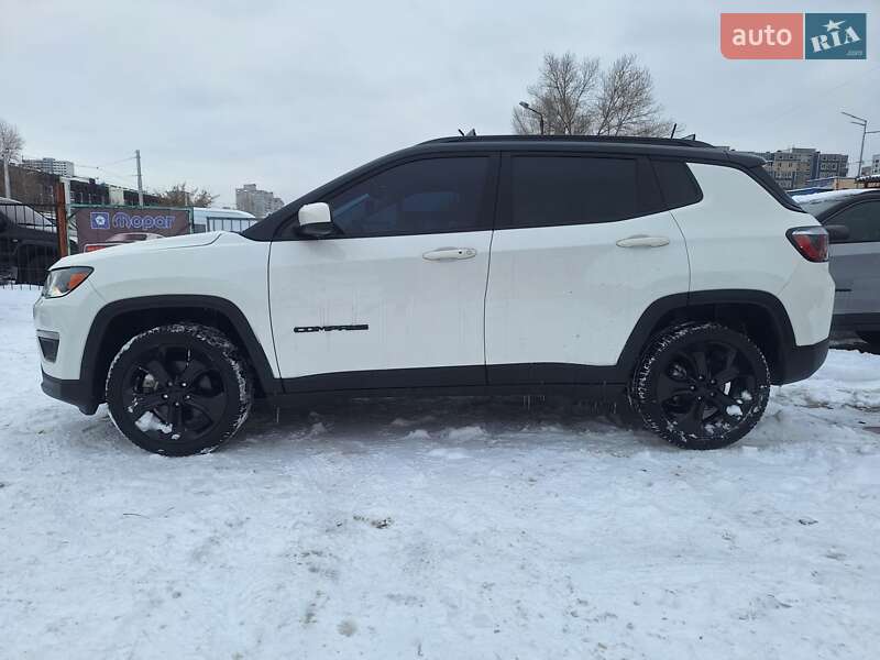 Внедорожник / Кроссовер Jeep Compass 2018 в Киеве фото 5 Внедорожник / Кроссовер Jeep Compass 2018 в Киеве