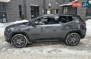 Внедорожник / Кроссовер Jeep Compass 2024 в Киеве