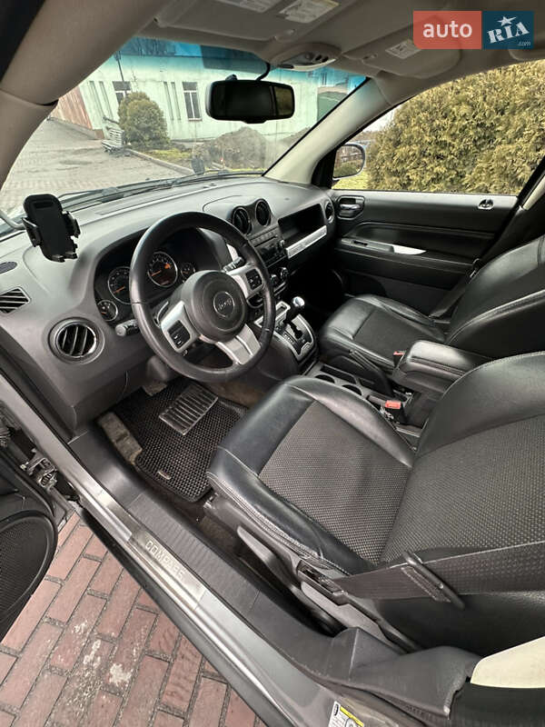 Позашляховик / Кросовер Jeep Compass 2015 в Дніпрі фото 16 Позашляховик / Кросовер Jeep Compass 2015 в Дніпрі