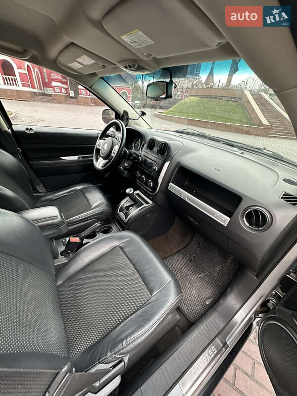 Позашляховик / Кросовер Jeep Compass 2015 в Дніпрі фото 25 Позашляховик / Кросовер Jeep Compass 2015 в Дніпрі