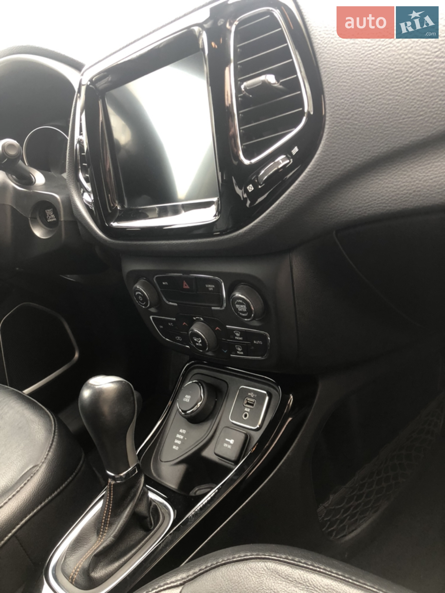 2019 Jeep Compass - мініатюра 24
