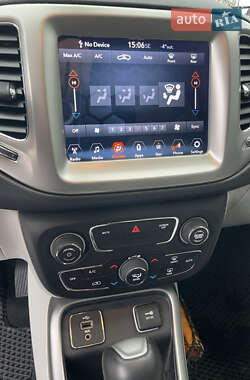 Внедорожник / Кроссовер Jeep Compass 2017 в Харькове фото 12 Внедорожник / Кроссовер Jeep Compass 2017 в Харькове
