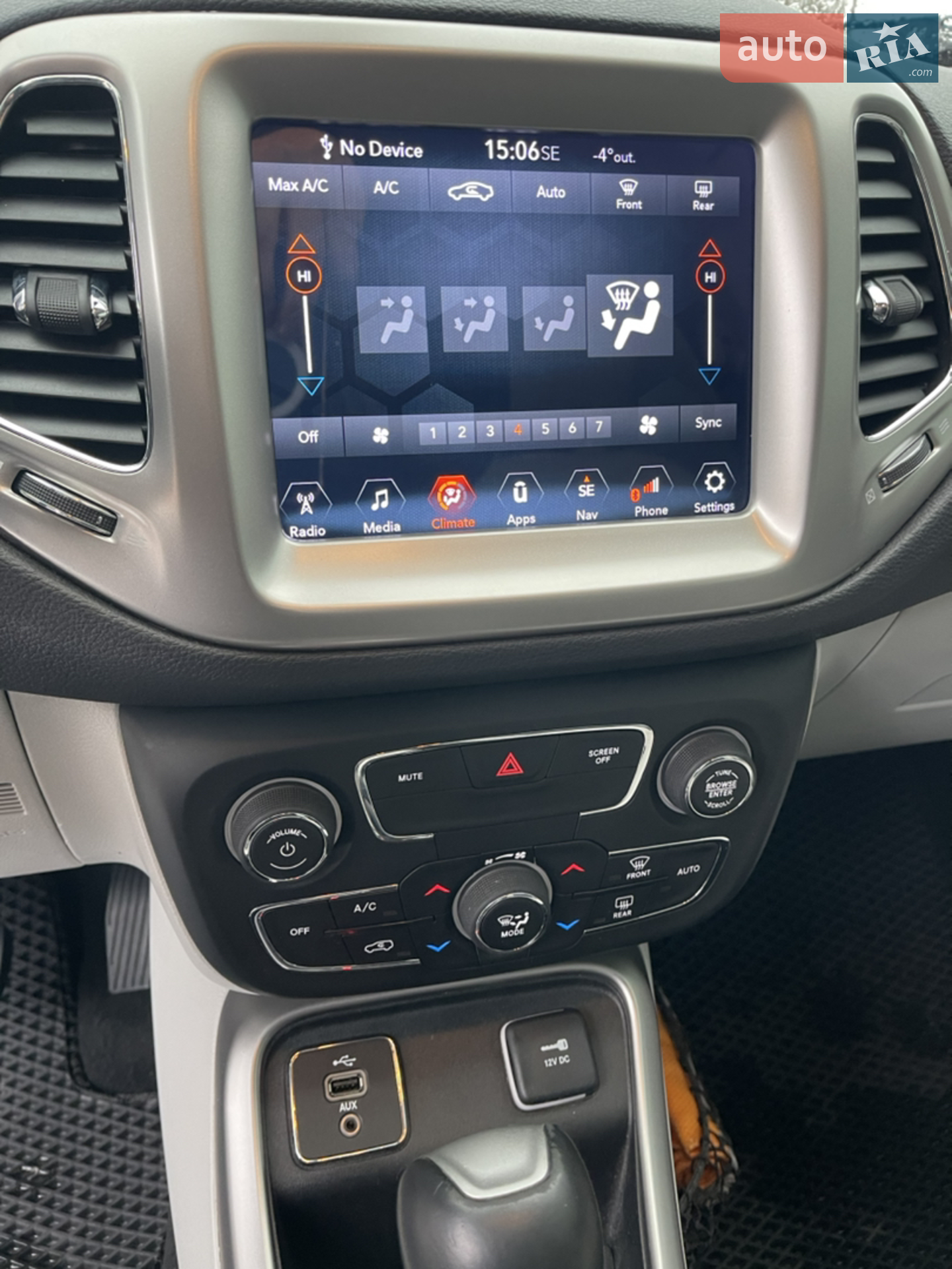 2017 Jeep Compass - мініатюра 12