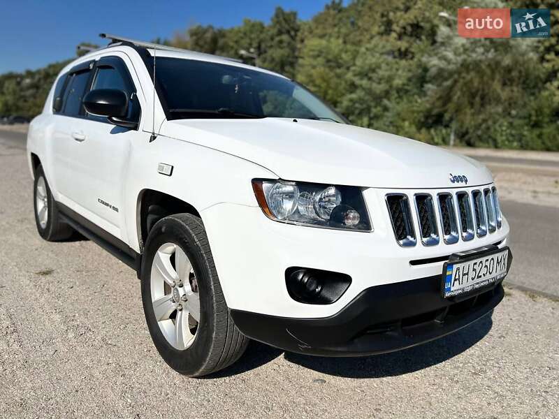 Позашляховик / Кросовер Jeep Compass 2016 в Дніпрі