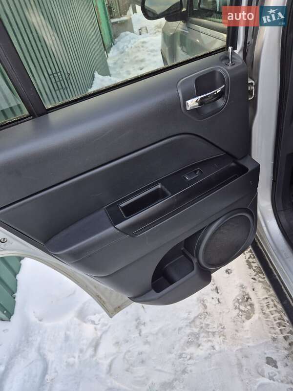 Внедорожник / Кроссовер Jeep Compass 2011 в Киеве фото 17 Внедорожник / Кроссовер Jeep Compass 2011 в Киеве