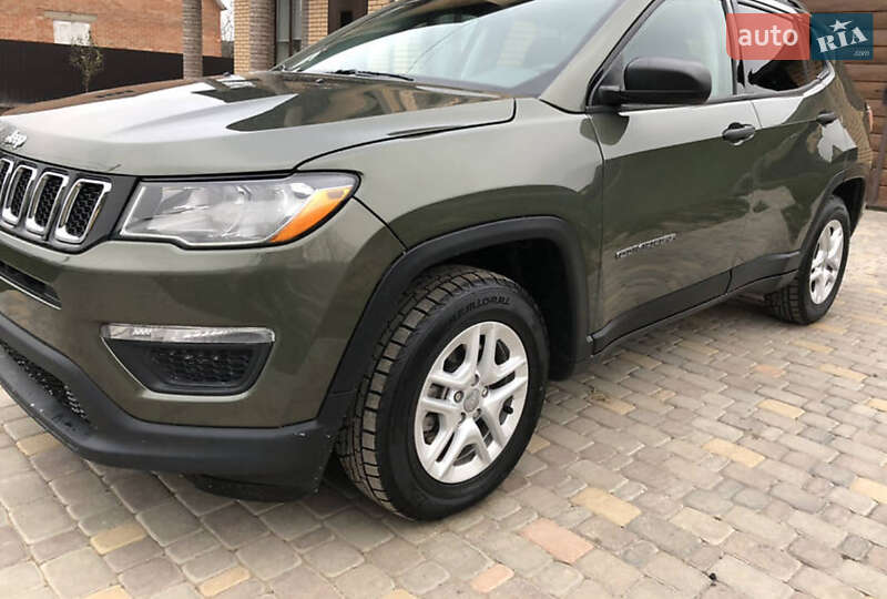 Внедорожник / Кроссовер Jeep Compass 2018 в Киеве фото 7 Внедорожник / Кроссовер Jeep Compass 2018 в Киеве