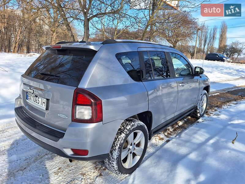 Внедорожник / Кроссовер Jeep Compass 2015 в Хмельницком