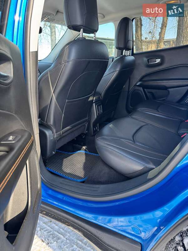 Внедорожник / Кроссовер Jeep Compass 2018 в Киеве фото 19 Внедорожник / Кроссовер Jeep Compass 2018 в Киеве