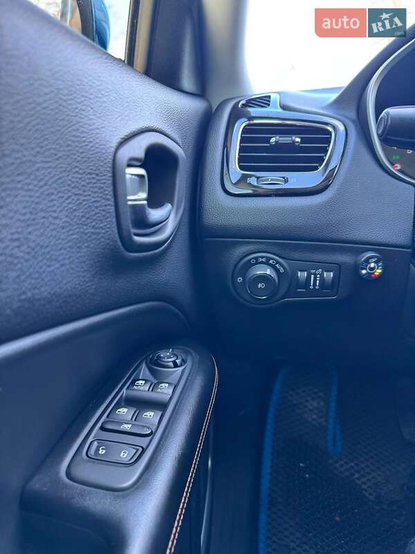 Внедорожник / Кроссовер Jeep Compass 2018 в Киеве фото 15 Внедорожник / Кроссовер Jeep Compass 2018 в Киеве