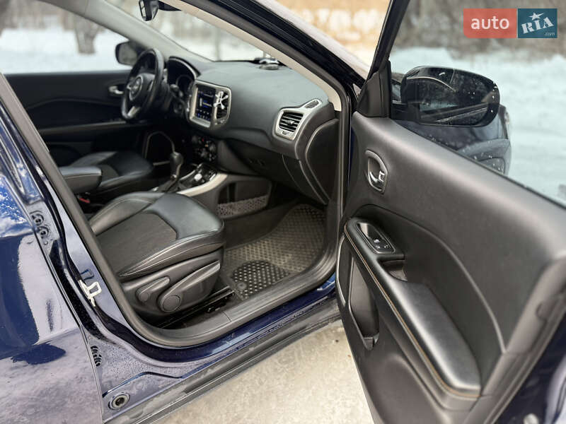 Позашляховик / Кросовер Jeep Compass 2017 в Сумах