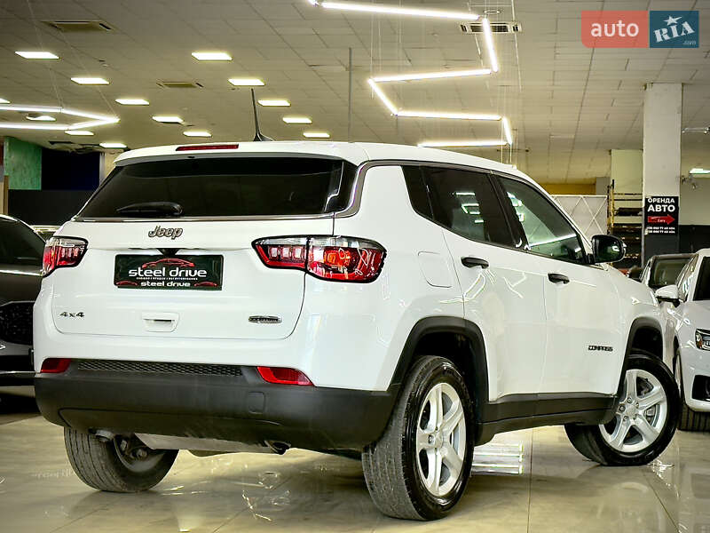 Внедорожник / Кроссовер Jeep Compass 2023 в Николаеве