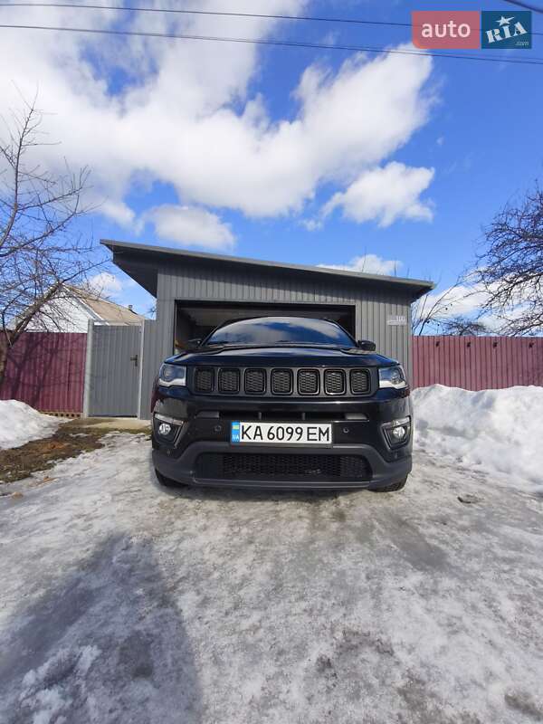 Внедорожник / Кроссовер Jeep Compass 2018 в Чернигове
