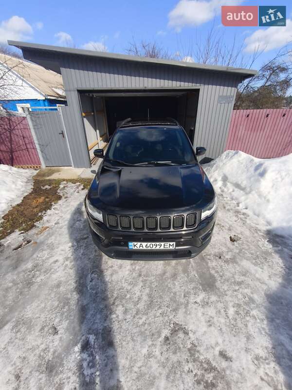 Внедорожник / Кроссовер Jeep Compass 2018 в Чернигове