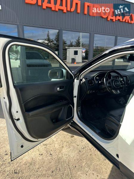 Внедорожник / Кроссовер Jeep Compass 2019 в Киеве