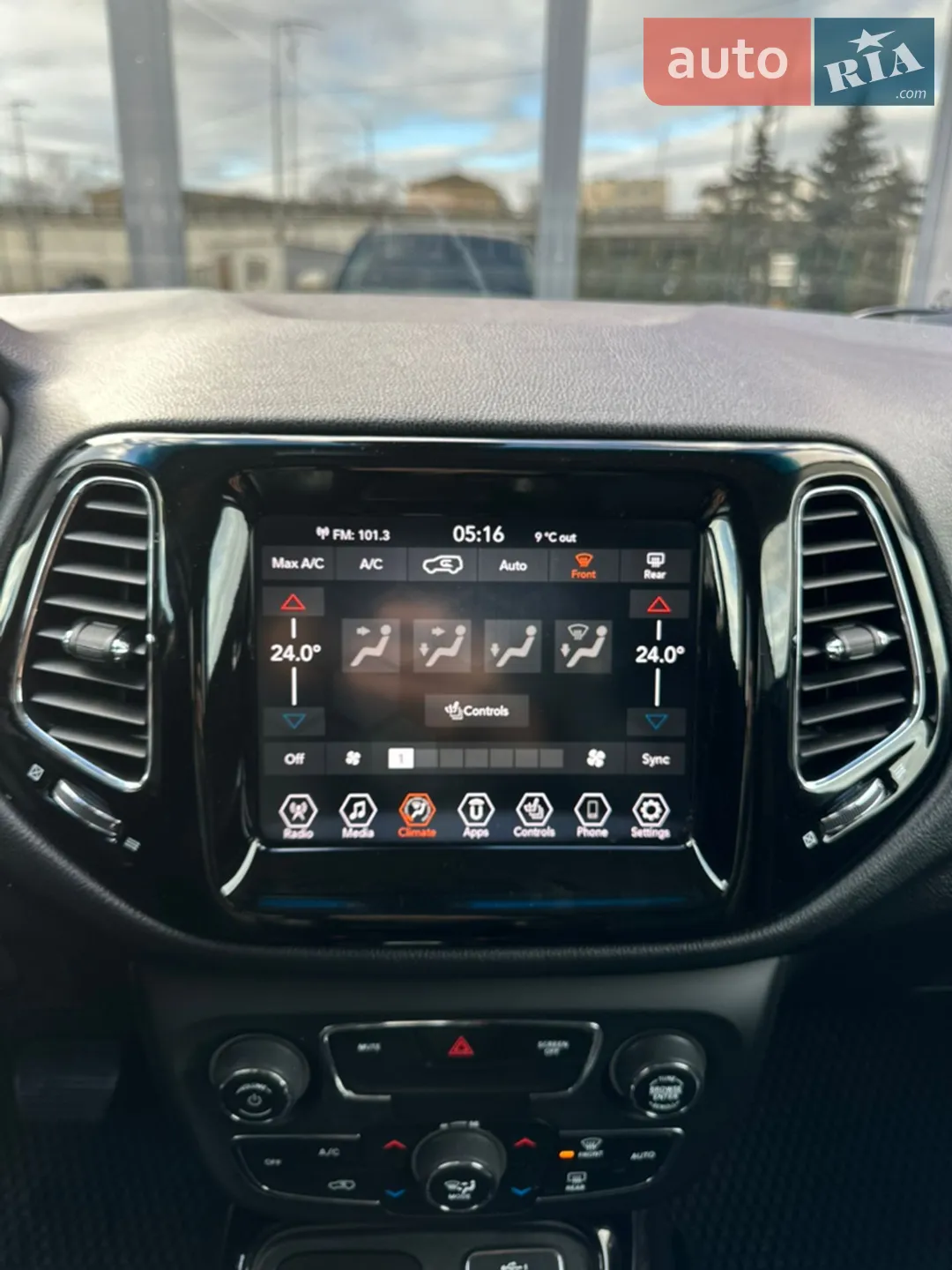 2019 Jeep Compass - мініатюра 33
