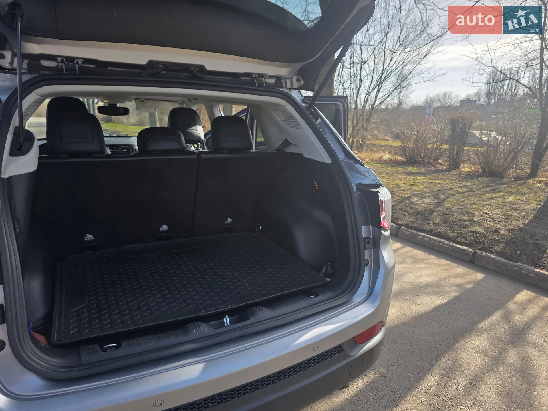 2017 Jeep Compass - мініатюра 62