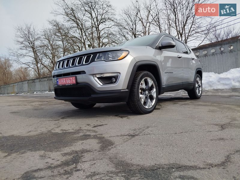 Внедорожник / Кроссовер Jeep Compass 2019 в Киеве