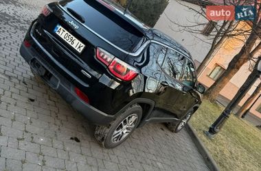 Внедорожник / Кроссовер Jeep Compass 2017 в Калуше