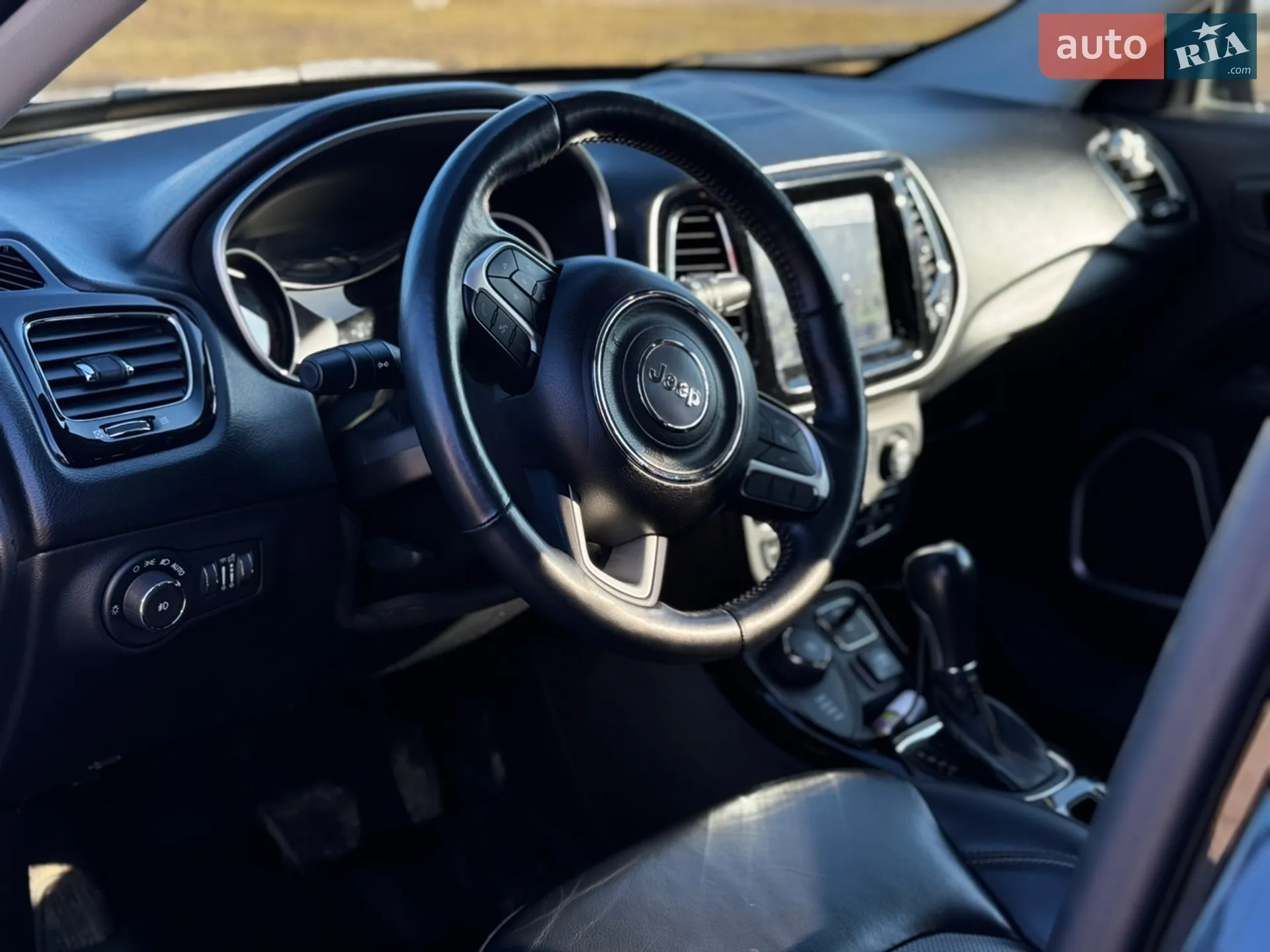 2017 Jeep Compass - мініатюра 15