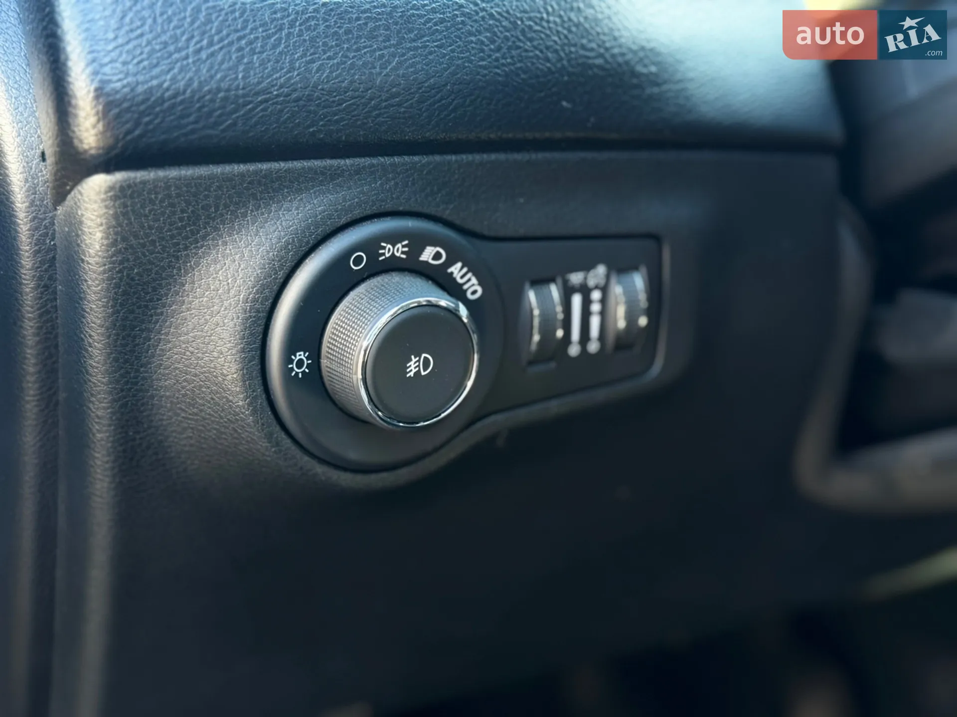2017 Jeep Compass - мініатюра 22