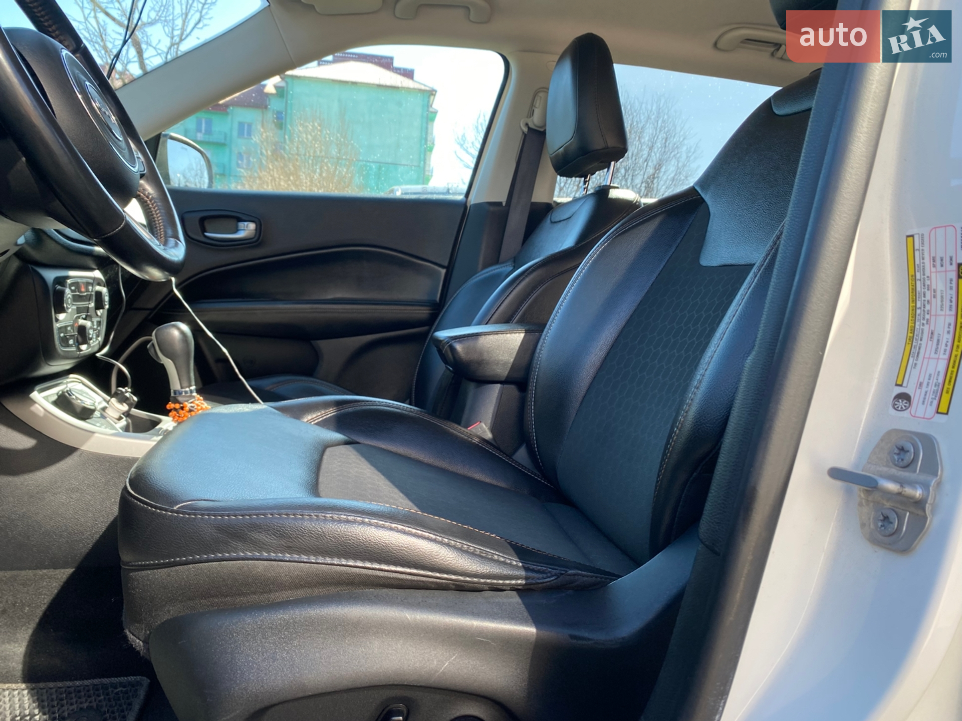 2019 Jeep Compass - мініатюра 27