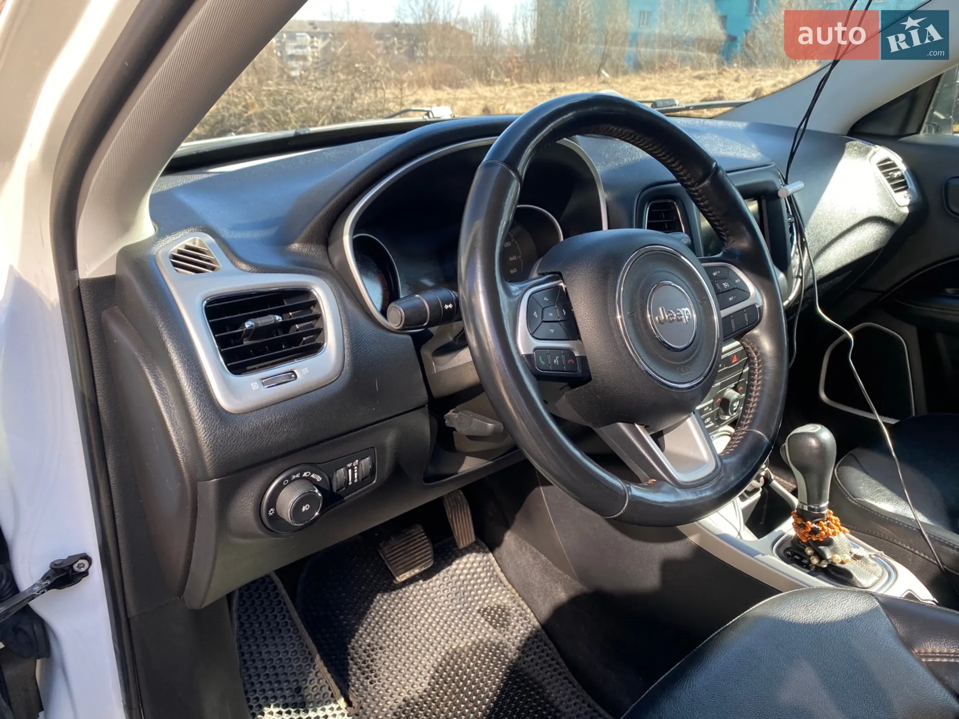 2019 Jeep Compass - мініатюра 28