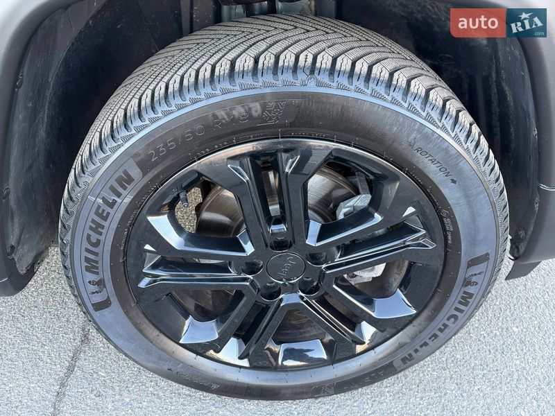 Внедорожник / Кроссовер Jeep Compass 2025 в Киеве