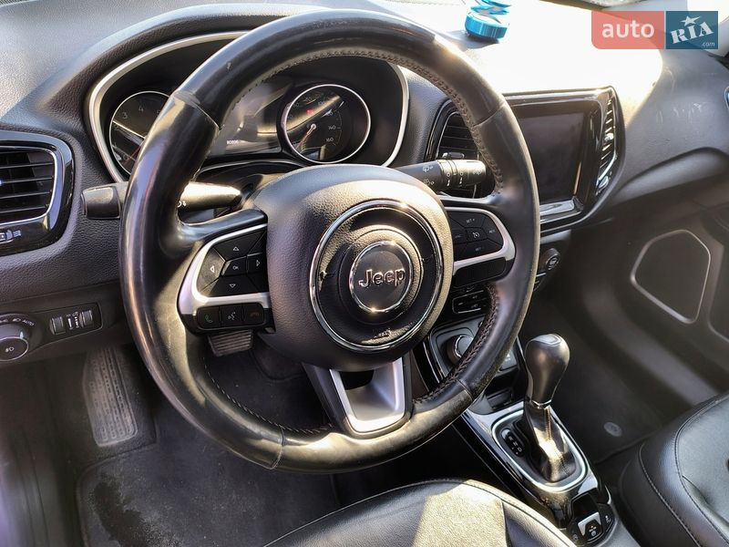 Внедорожник / Кроссовер Jeep Compass 2018 в Киеве